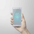 43 Xperia XZ2 Compact White Silver InHand