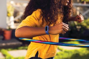 Fitbit Ace 3 Lifestyle Cosmic Blue Backyard Hula Hoop 090