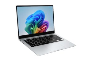 031 galaxy book5 pro 14 us silver top l perspective