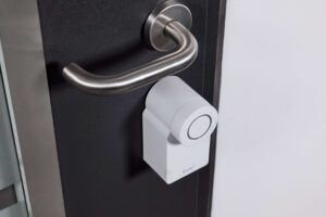 Nuki Smart Lock Go on door