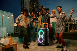 JBL PartyBox 520 LIFESTYLE 1 107f5c large 1741615144