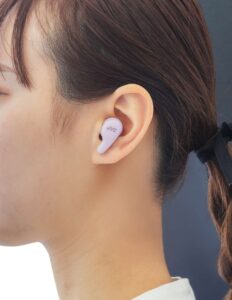 JKC HA A23T V fits in the ear