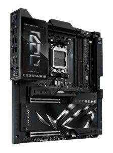 ROG Crosshair X870E Extreme 02