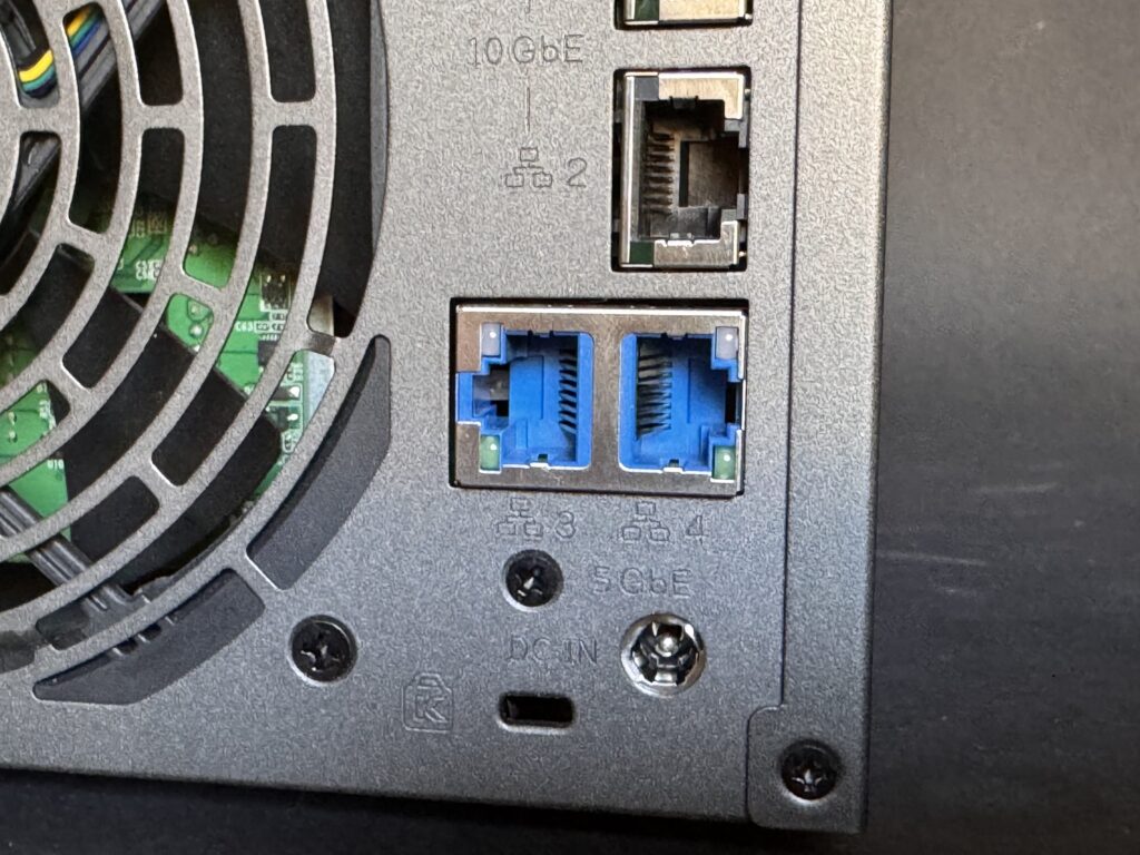 asustor as6804T retro porte