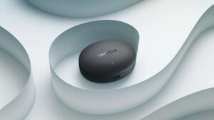OnePlus Buds 4 Product Still 16x9 Black Paper