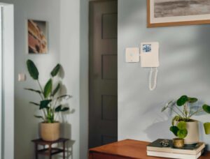 Intercom Video Flat Perspective Right