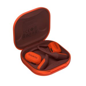 Suunto presenta Spark, cuffie open-ear a conduzione aerea: leggere e smart, offrono suono immersivo mantenendo la consapevolezza ambientale 35 Suunto Spark Coral Orange SS051357000 Case perspective quarter