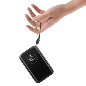 Viaggiare smart: le soluzioni tech di Cellularline, Music Sound, Interphone e Skross 7 POWER BANK ROLLER 10000 CELLULARLINE 6