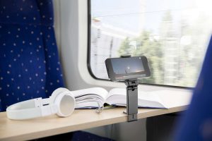 Viaggiare smart: le soluzioni tech di Cellularline, Music Sound, Interphone e Skross 32 TRAVEL HOLDER Cellularline 3