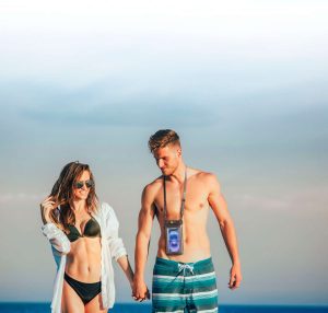 Viaggiare smart: le soluzioni tech di Cellularline, Music Sound, Interphone e Skross 45 VOYAGER FLOATY Cellularline 5