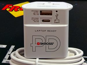 Recensione SKROSS Adattatore da viaggio universale MUV USB AC65PD 17 IMG20260529102831