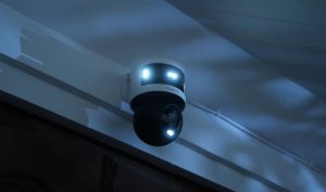 Reolink lancia la serie OMVI con tripla lente fino a 24MP e copertura a 360° 8 Reolink OMVI 3i PoE Lifestyle 4