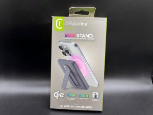Recensione Power Bank Cellularline Mag Stand Qi2 15W 5 IMG 6058