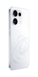 Product images Pop White back45right RGB