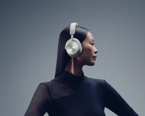 Technics presenta le cuffie EAH-A1000, nuovo modello di punta 5 A1000 immersivecut A KV