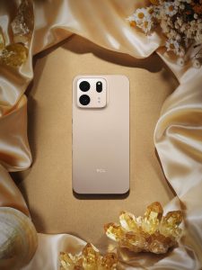 TCL P80 Ultra Lifestyle 7