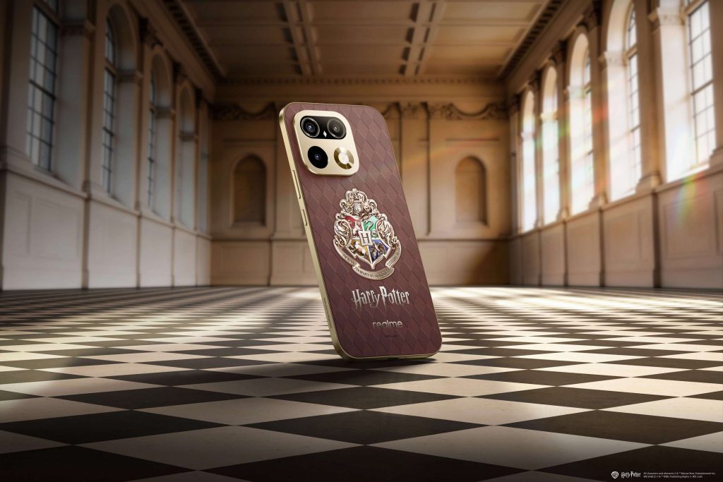 realme lancia il realme 16 Pro 5G Harry Potter Edition 5 手机四色光变 Phone 4 Color Iridescent 12000 8000 RGB
