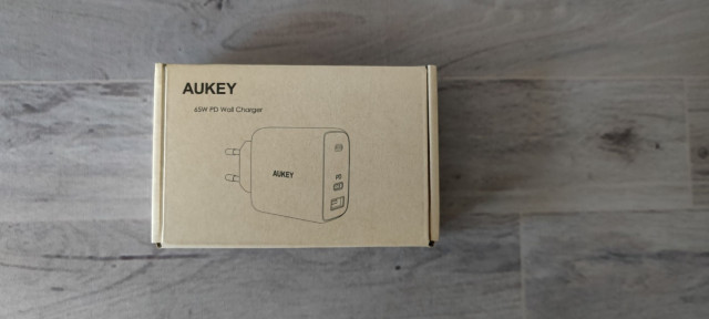 Recensione Caricatore AUKEY OMNIA Mix 65W Dual-Port PD 5