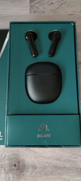 Recensione AQL ESCAPE 11