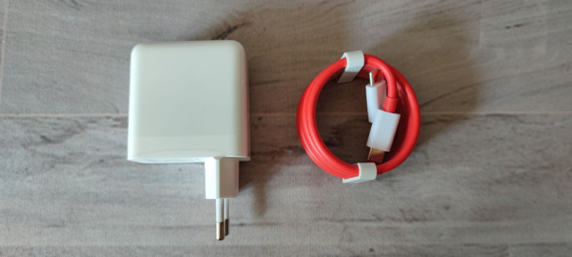 Recensione OnePlus 9 12