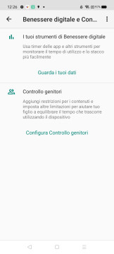 Recensione realme C21 77