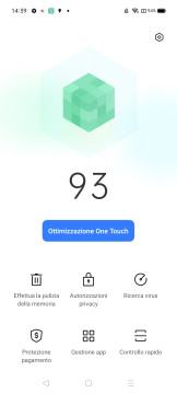 Recensione realme C21 90